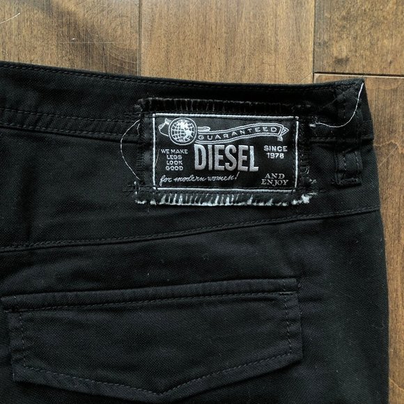 Stylish BkackDiesel Jeans - Picture 3 of 8